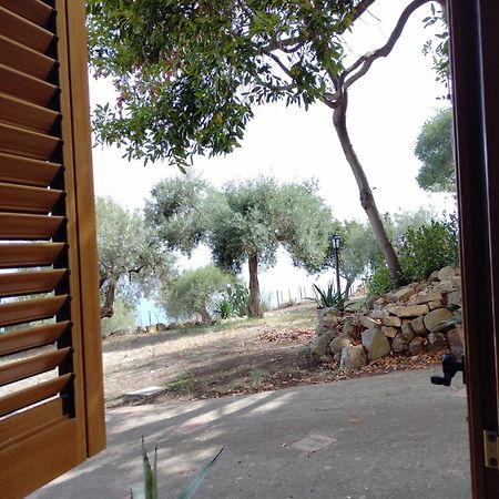 A Casa Di Peppino Villa Greco Tindari Eksteriør bilde