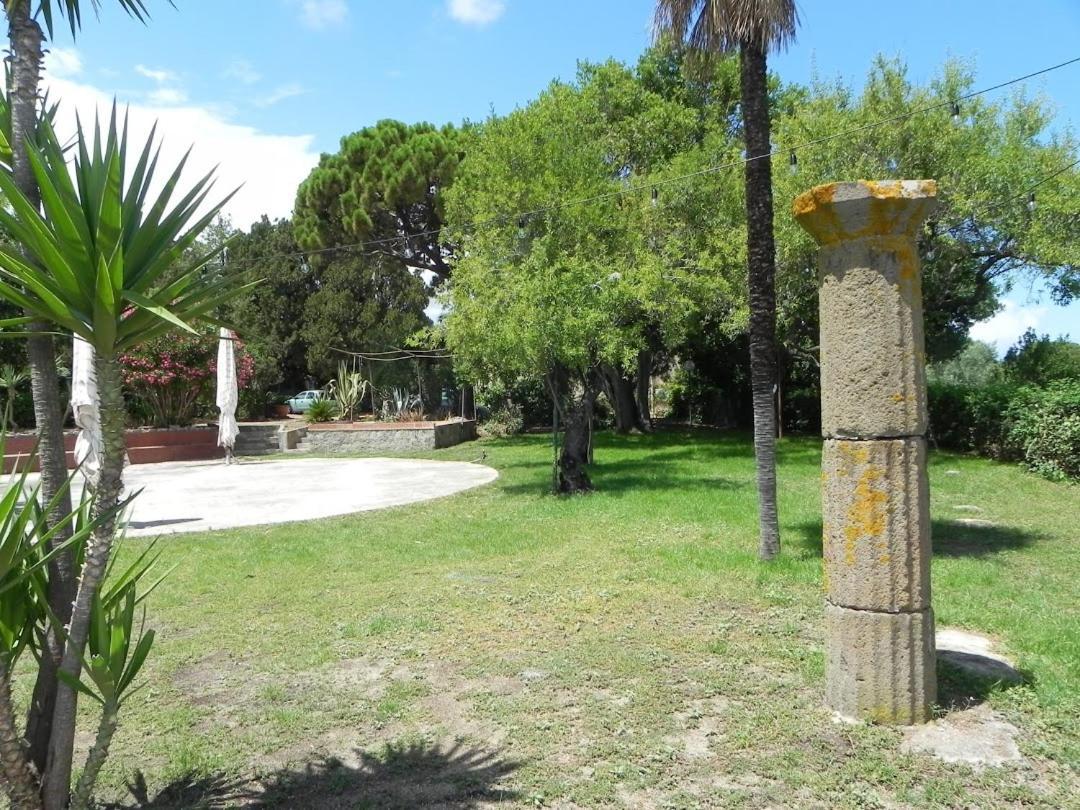 A Casa Di Peppino Villa Greco Tindari Eksteriør bilde