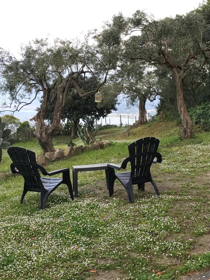 A Casa Di Peppino Villa Greco Tindari Eksteriør bilde