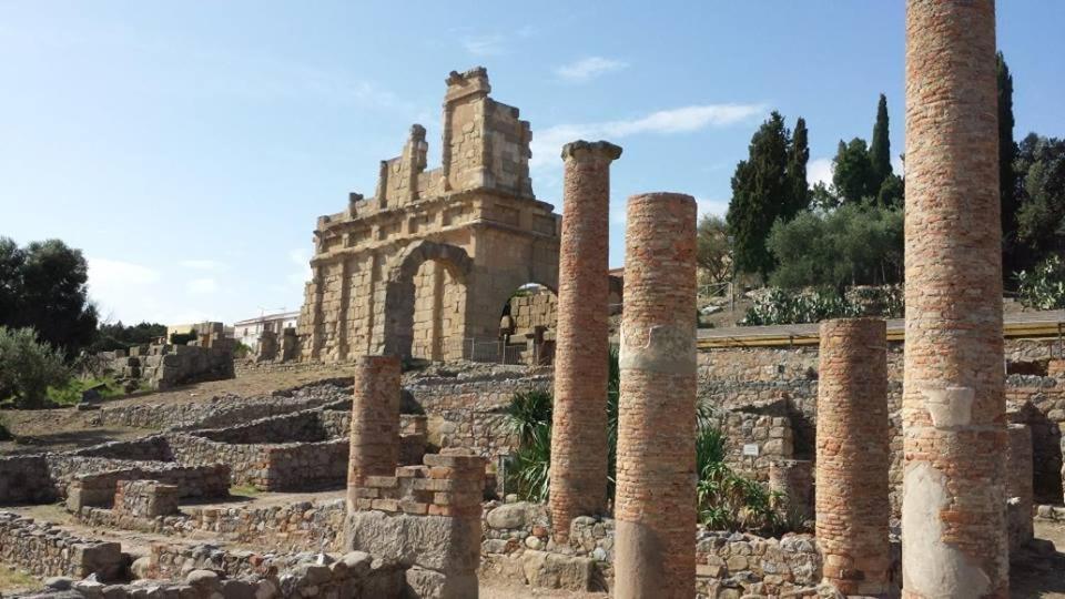 A Casa Di Peppino Villa Greco Tindari Eksteriør bilde