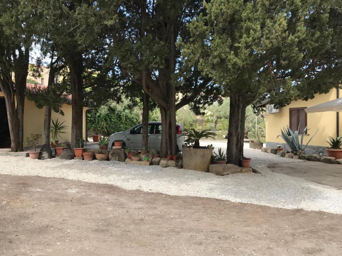 A Casa Di Peppino Villa Greco Tindari Eksteriør bilde