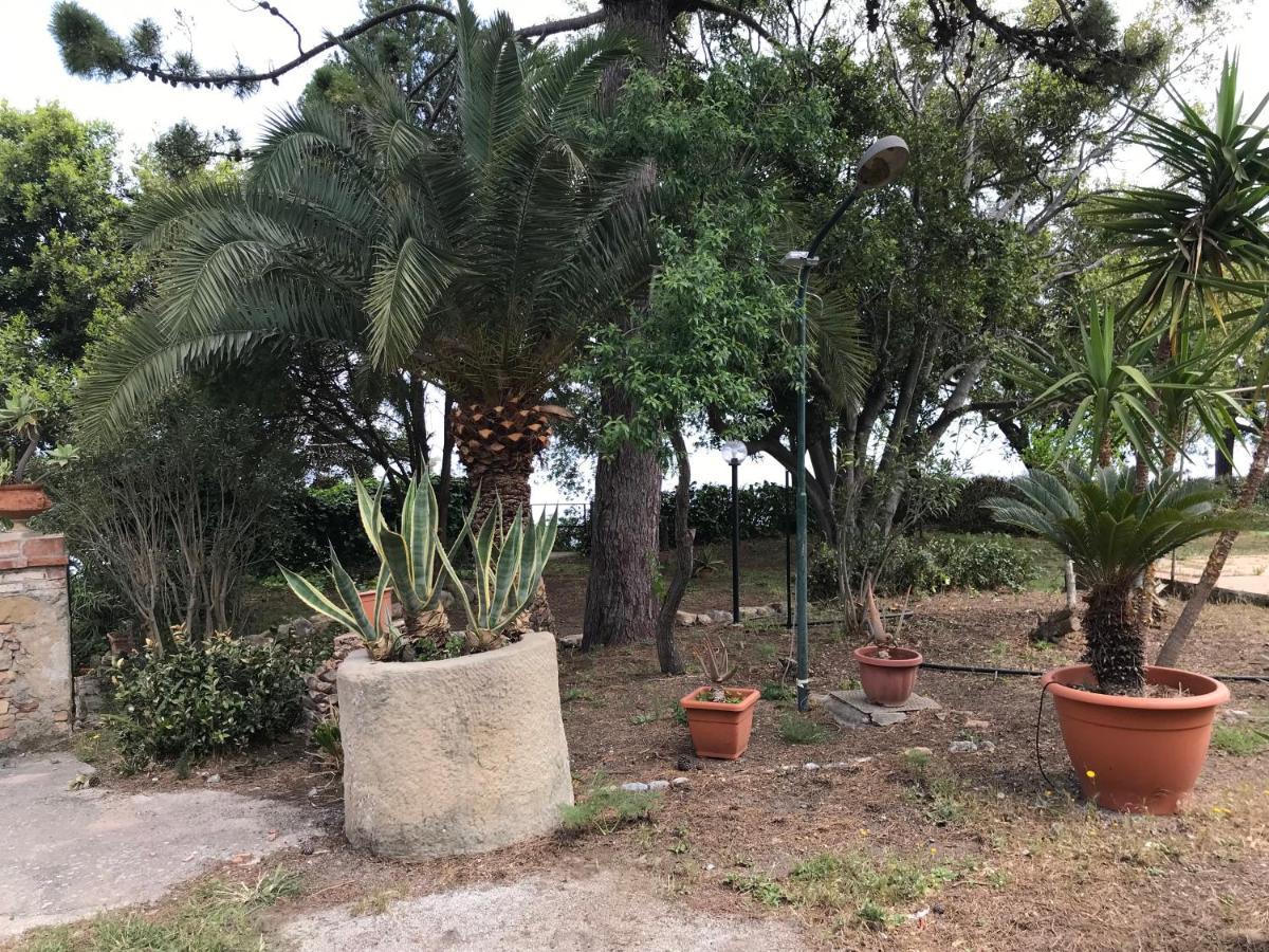 A Casa Di Peppino Villa Greco Tindari Eksteriør bilde